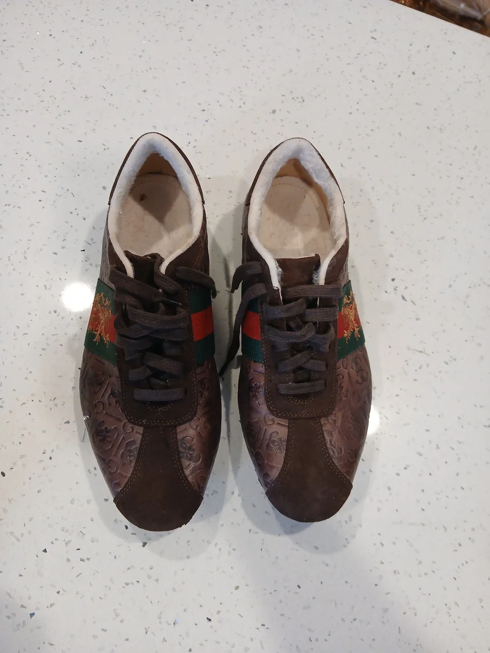 Guess brown suede